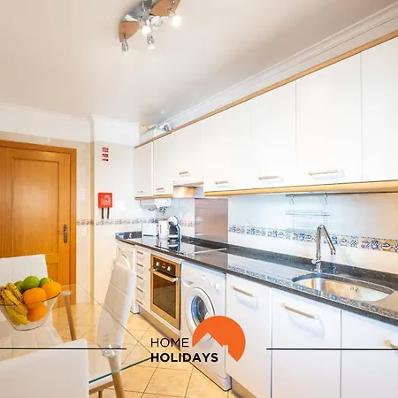 #091 Spacious & Cozy Flat Oldtown 5m * Albufeira